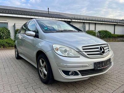 Gebraucht Mercedes B170 116 PS (85 kW) 2006 Silber Van / Kleinbus