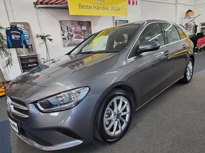 Gebraucht Mercedes B180 Progressive 136 PS (100 kW) 2020 Grau Van / Kleinbus