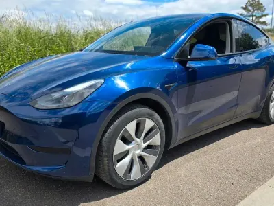 Gebraucht Tesla Model Y RWD 188 kW (256 PS) 2023 Blau SUV
