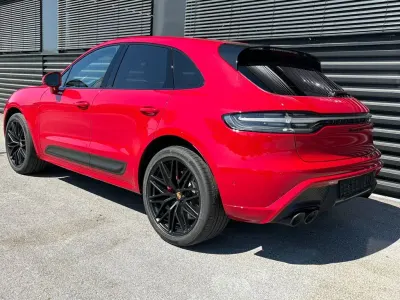 Gebraucht Porsche Macan Chrono 441 PS (324 kW) 2023 Rot SUV