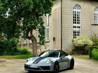 Porsche 911 Carrera GTS