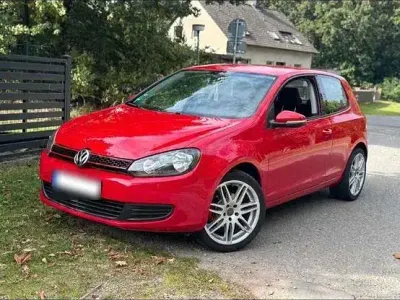 Gebraucht VW Golf VI Comfortline 80 PS (58 kW) 2009 Rot Kleinwagen