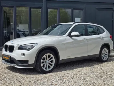 Używany BMW X1 Advantage 143 KM (105 kW) 2015 Biały SUV