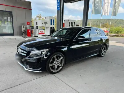 Gebraucht Mercedes C220 AMG line 170 PS (125 kW) 2015 Schwarz Kombi