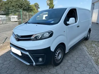 Gebraucht Toyota Proace 116 PS (85 kW) 2018 Weiß Van / Kleinbus