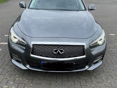 Silber Gebraucht 2016 Infiniti Q50 Limousine | 13.500 € (Teuer)
