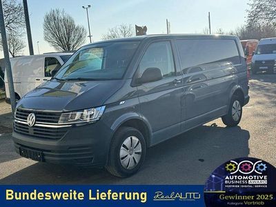 Grau Gebraucht 2024 VW Transporter Van | 33.800 € (Fairer Preis)