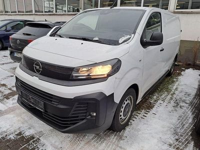 Weiß Gebraucht 2024 Opel Vivaro Basis Van / Kleinbus | 23.590 € (Etwas zu teuer)