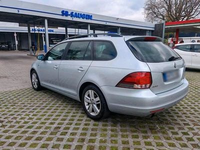 Second-hand VW Golf VII Match 105 CP (77 kW) 2013 Argintiu Break