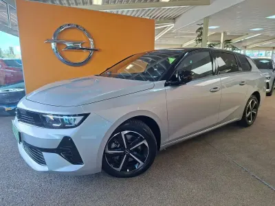 Gebraucht Opel Astra 131 PS (96 kW) 2025 Silber Kleinwagen