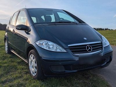 Second-hand Mercedes A150 Classic 95 CP (69 kW) 2007 Albastru Monovolum