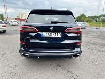 BMW X5 M50