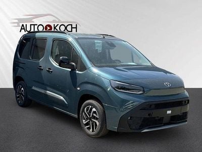 Neu Toyota Proace Verso City 100 kW (136 PS) 2026 Blau Kombi