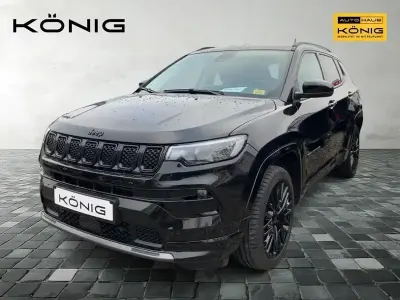 Second-hand Jeep Compass Altitude 131 CP (96 kW) 2023 Negru SUV