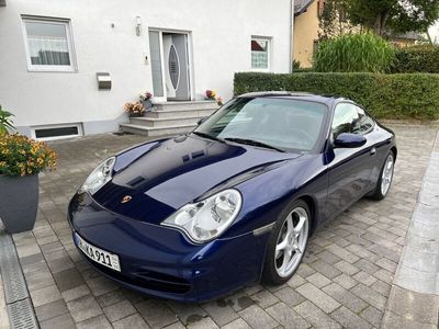Porsche 911 Carrera
