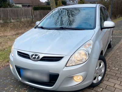 gebraucht Hyundai i20 1.4 Automatik 2-Hand