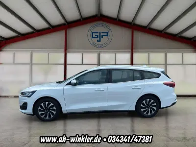 Gebraucht Ford Focus Titanium 116 PS (85 kW) 2023 Weiß Kombi