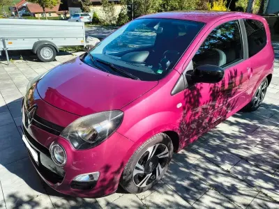 Usata Renault Twingo Dynamique 75 CV (55 kW) 2014 Rosso Utilitaria