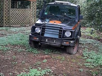 Usado Suzuki Samurai 64 HP (47 kW) 1988 Preto SUV
