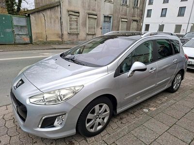 Gebraucht Peugeot 308 SW 112 PS (82 kW) 2012 Silber Kombi