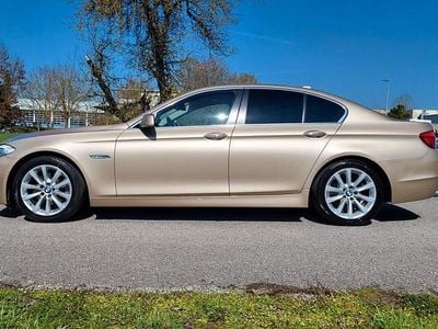 Gebraucht BMW 528 258 PS (189 kW) 2010 Gold Limousine