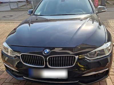 Gebraucht BMW 320 Luxury Line 190 PS (139 kW) 2018 Schwarz Kombi