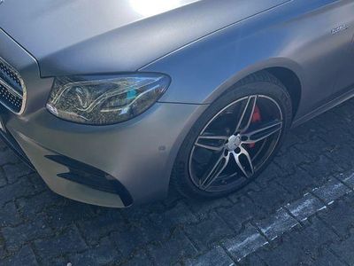 Używany Mercedes E53 AMG AMG 435 KM (319 kW) 2019 Szary Sedan/Limuzyna