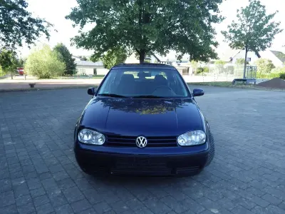 Gebraucht VW Golf III Basis 101 PS (74 kW) 1999 Blau Limousine