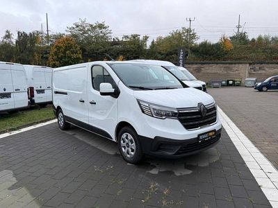 Weiß Neu 2025 Renault Trafic Komfort Van / Kleinbus | 31.998 € (Teuer)