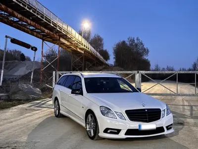 Gebraucht Mercedes E350 Avantgarde 265 PS (194 kW) 2011 Weiß Kombi