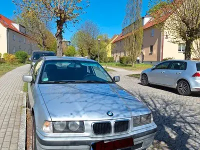 Gebraucht BMW 316 102 PS (75 kW) 2000 Silber Coupé
