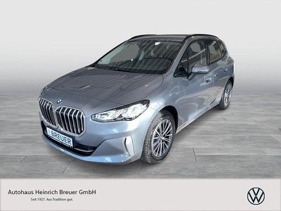 Neu BMW 216 Luxury Line 122 PS (89 kW) 2025 Grau Van / Kleinbus