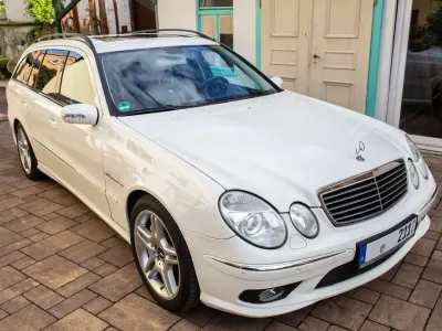 Gebraucht Mercedes E55 AMG AMG 476 PS (350 kW) 2005 Weiß Kombi