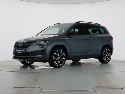 Quarzgrau metallic Gebraucht 2022 Skoda Karoq SportLine SUV | 25.589 € (Fairer Preis)