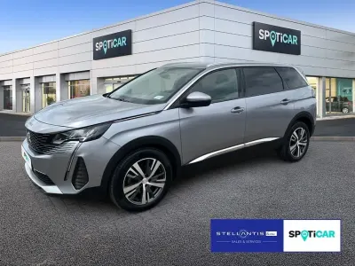 Gebraucht Peugeot 5008 Allure 131 PS (96 kW) 2021 Grau SUV