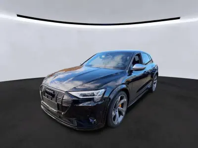 Usata Audi e-tron Ambiente 369 kW (503 CV) 2022 Nero SUV