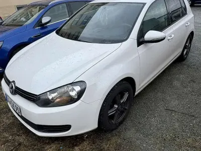 Gebraucht VW Golf VI 122 PS (89 kW) 2010 Kleinwagen