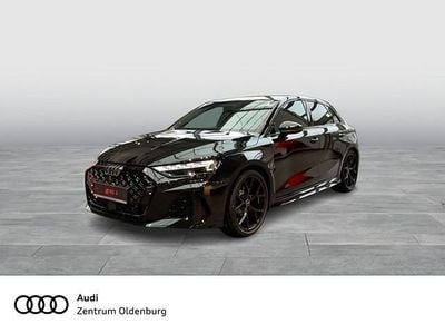 Schwarz Neu 2026 Audi RS3 Sportback Kleinwagen | 79.590 € (Teuer)