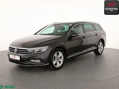 Gebraucht VW Passat Elegance 190 PS (139 kW) 2022 Mangangrau Kombi