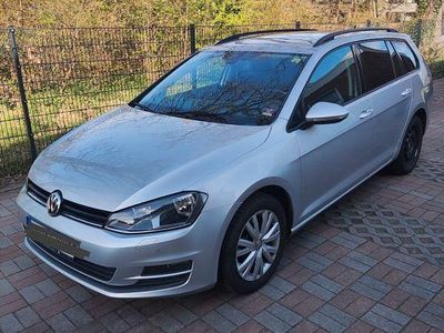 Second-hand VW Golf VII Trendline 110 CP (80 kW) 2015 Argintiu Break