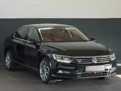 Gebraucht VW Passat Highline 239 PS (175 kW) 2017 Schwarz Limousine