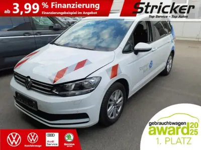 Gebraucht VW Touran Comfortline 150 PS (110 kW) 2020 Van / Kleinbus