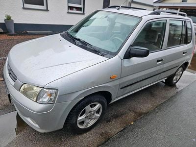 Gebraucht Mazda Demio 75 PS (55 kW) 2000 Silber Kleinwagen