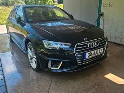 Gebraucht Audi A4 Sport 190 PS (139 kW) 2019 Schwarz Kombi