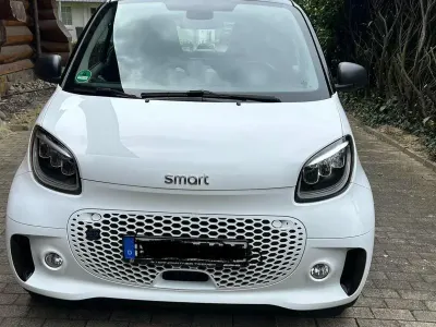 Gebraucht Smart ForTwo Coupé 60 kW (82 PS) 2023 Weiß Coupé