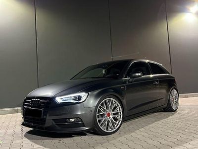 Gebraucht Audi A3 S-Line 110 PS (80 kW) 2015 Grau Limousine