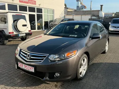 Usata Honda Accord Elegance 156 CV (114 kW) 2010 Grigio Berlina