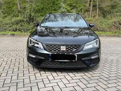 Second-hand Seat Leon ST 4Drive 300 CP (220 kW) 2018 Negru Break