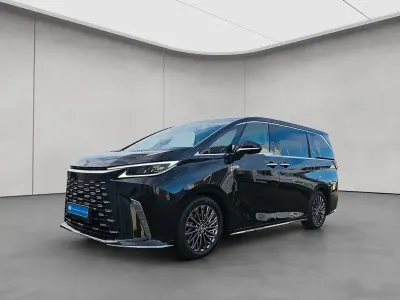 Neu Lexus LM350h Executive Line 204 PS (150 kW) 2026 Schwarz Van / Kleinbus
