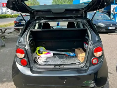 Gebraucht Chevrolet Aveo 105 PS (77 kW) 2011 Schwarz Kleinwagen